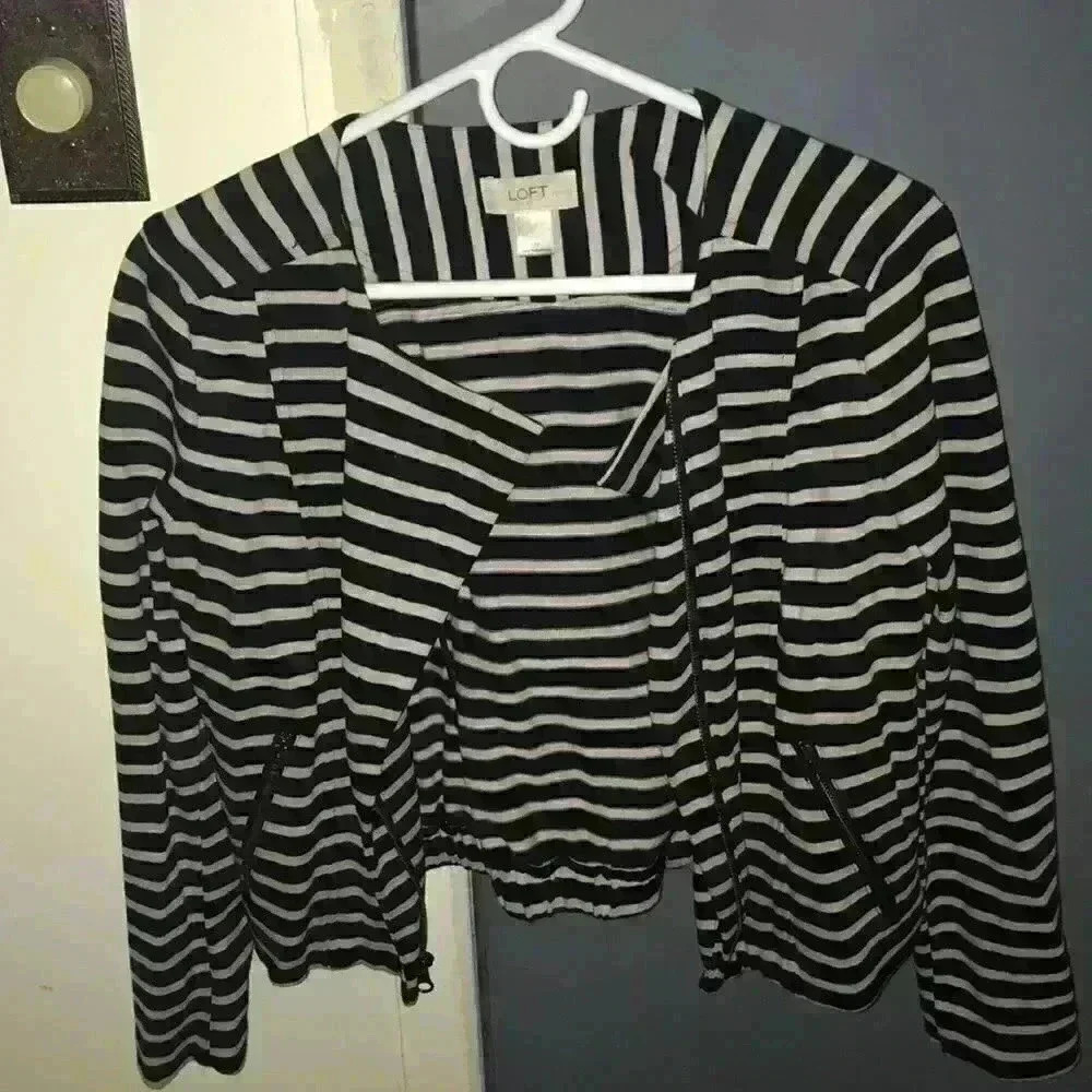 Loft Petite zip up jacket - Picture 2 of 4